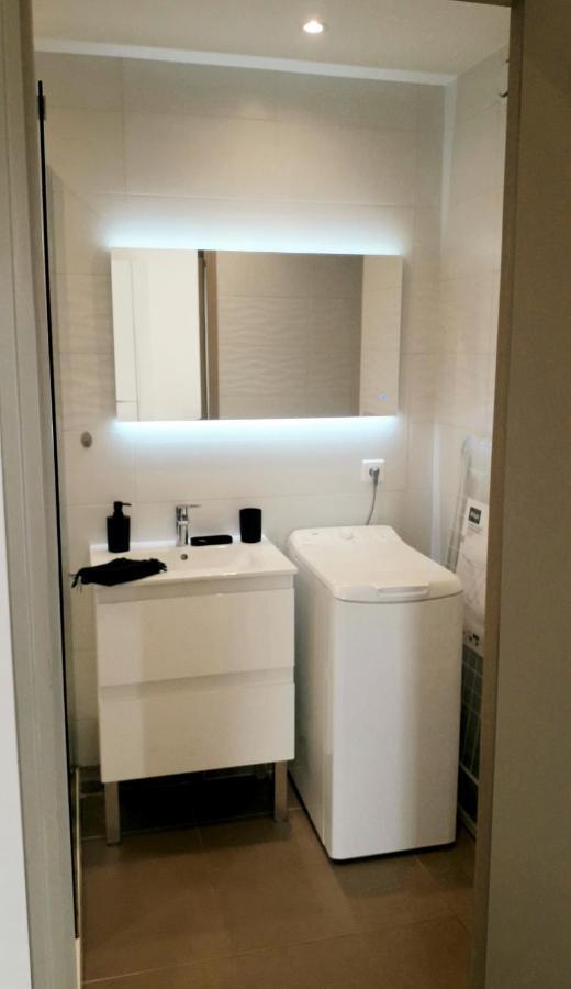 Appartement 2 Pieces Le Gorecki - Residence Du Riou De L'Argentiere A Mandelieu La Napoule, Avec Piscine, Parking Et A Proximite De Tout! Экстерьер фото
